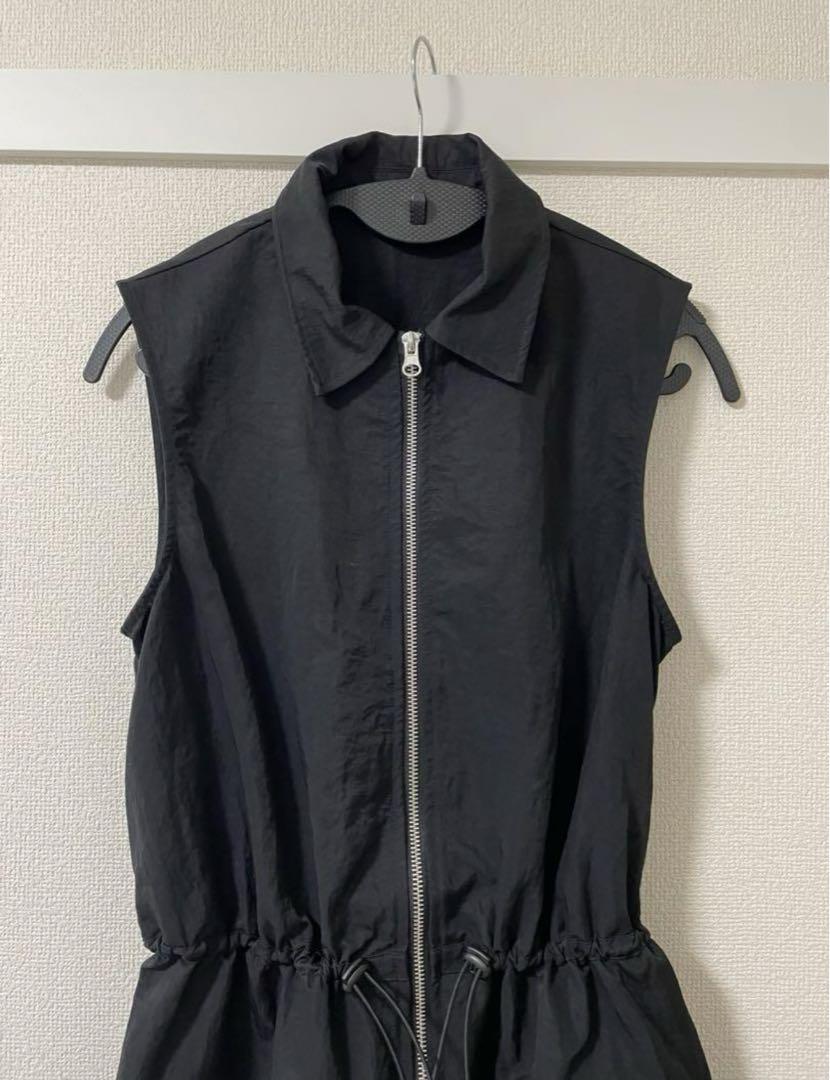 ZARA ショート ナイロン ワンピース　ブラック　Sサイズ