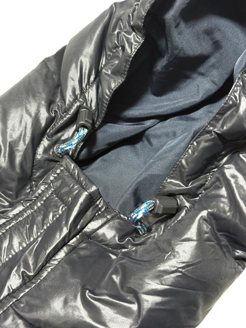 トミーヒルフィガー 2WAYダウンジャケット ベスト 黒 Sサイズ トミーヒルフィガー 2WAYダウンジャケット ベスト 黒 Sサイズ