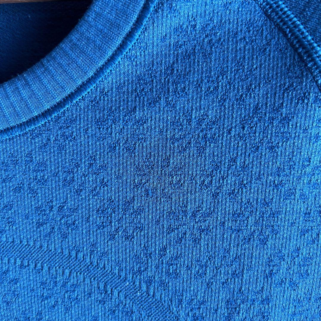 ルルレモン　Swiftly Tech 長袖シャツ 6 long sleeve