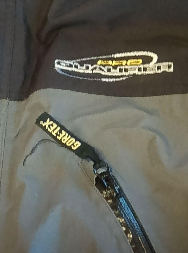 バスプロショップス　GORE-TEX フィッシングジャケット