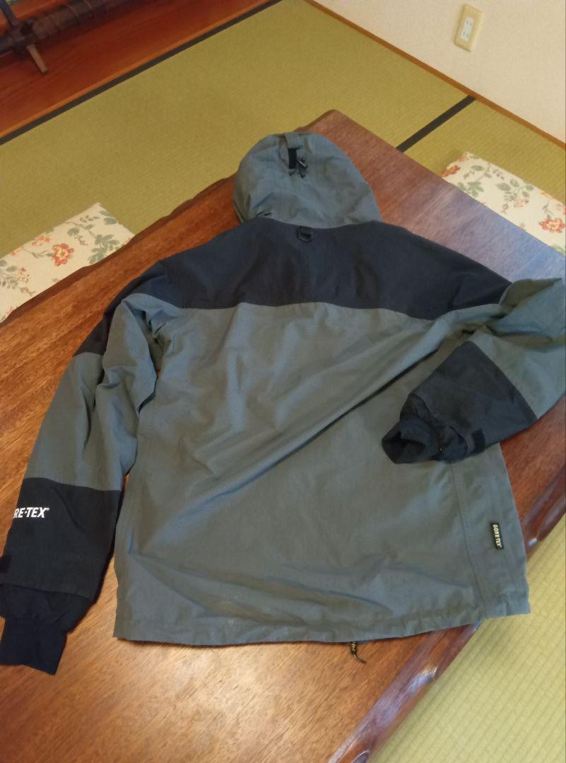 バスプロショップス　GORE-TEX フィッシングジャケット