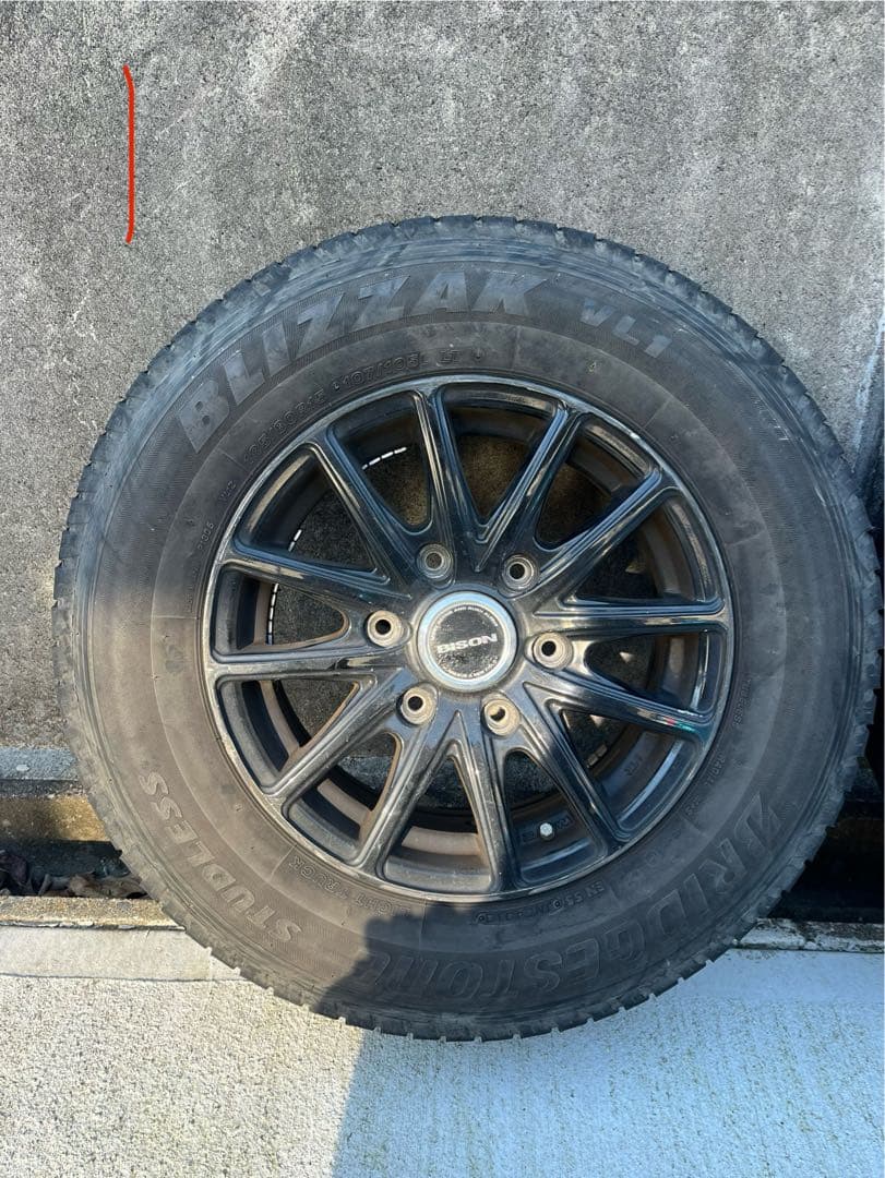 BLIZZAK スタッドレスタイヤホイールセット　ブリザック　195/80R15