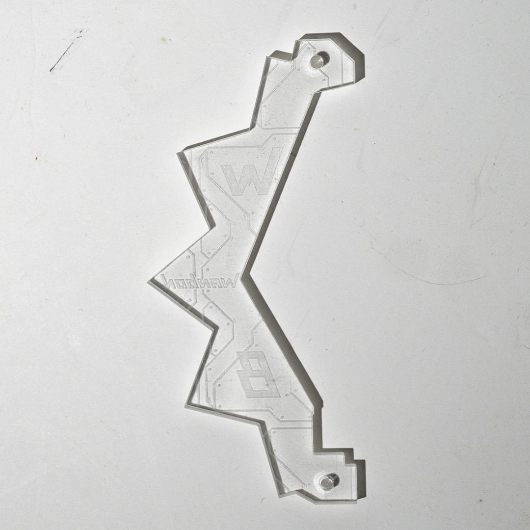 クリア目立った傷や汚れなし