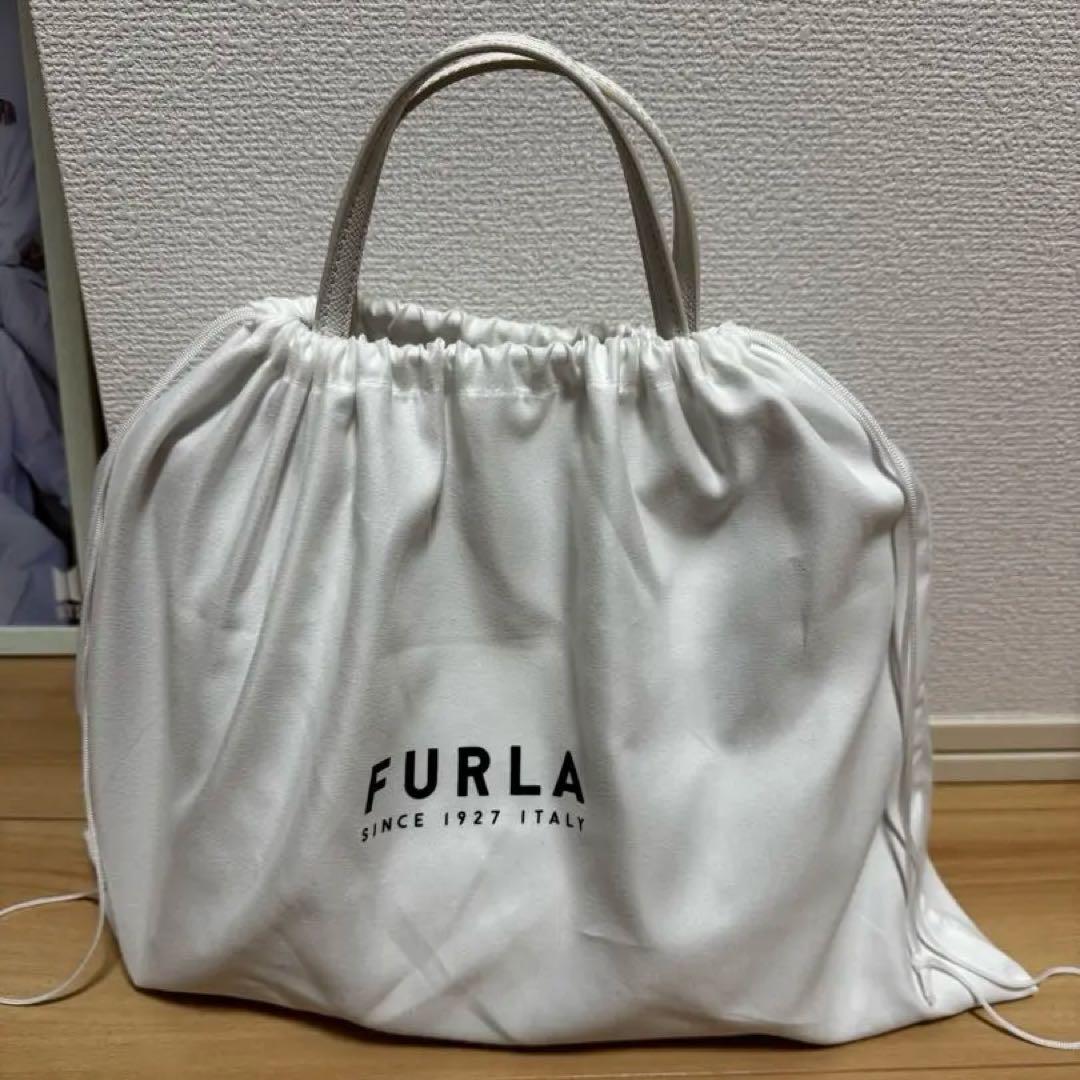 【美品】FURLA ハンド バッグ VITTORIA キャンバス 革 レザー