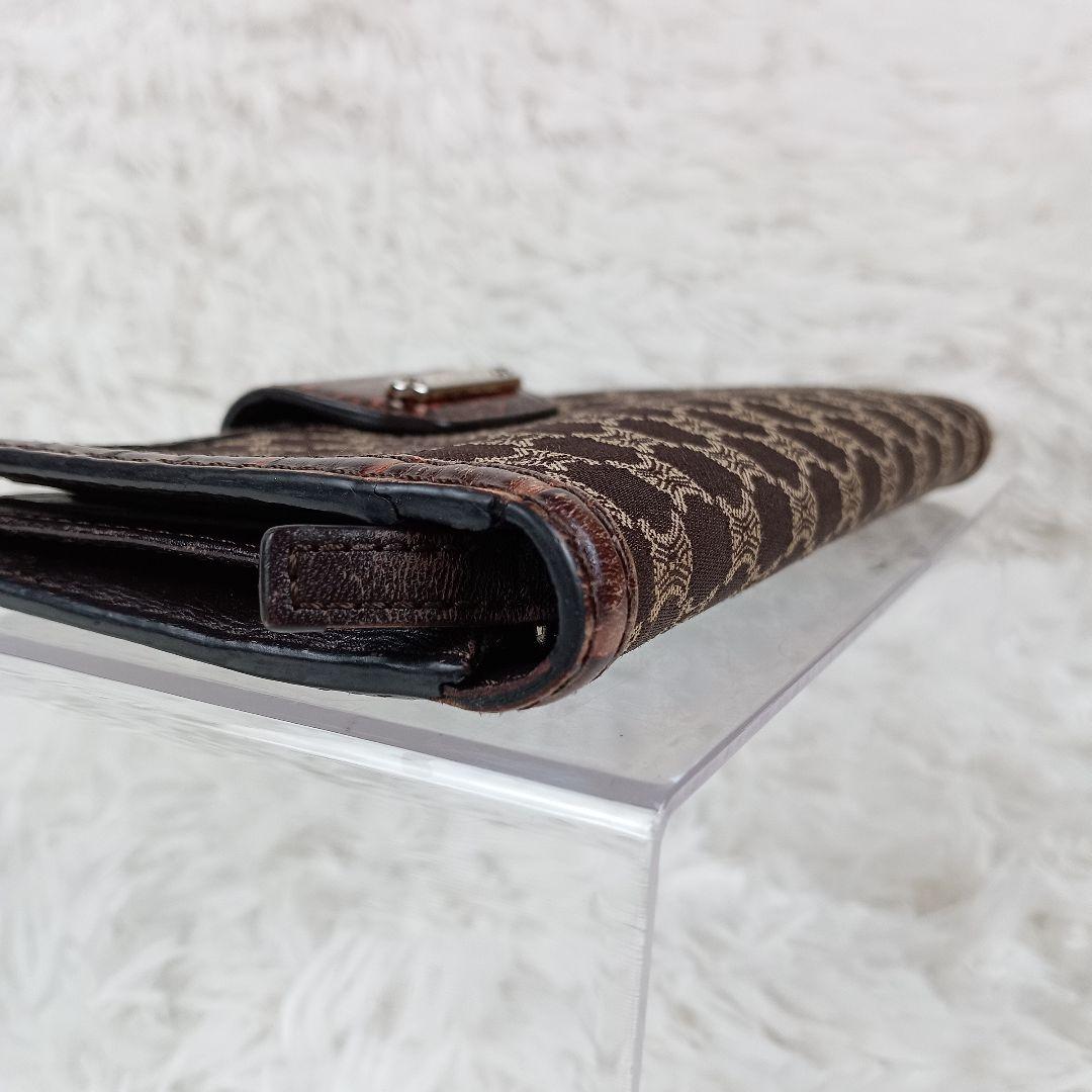CELINE セリーヌ