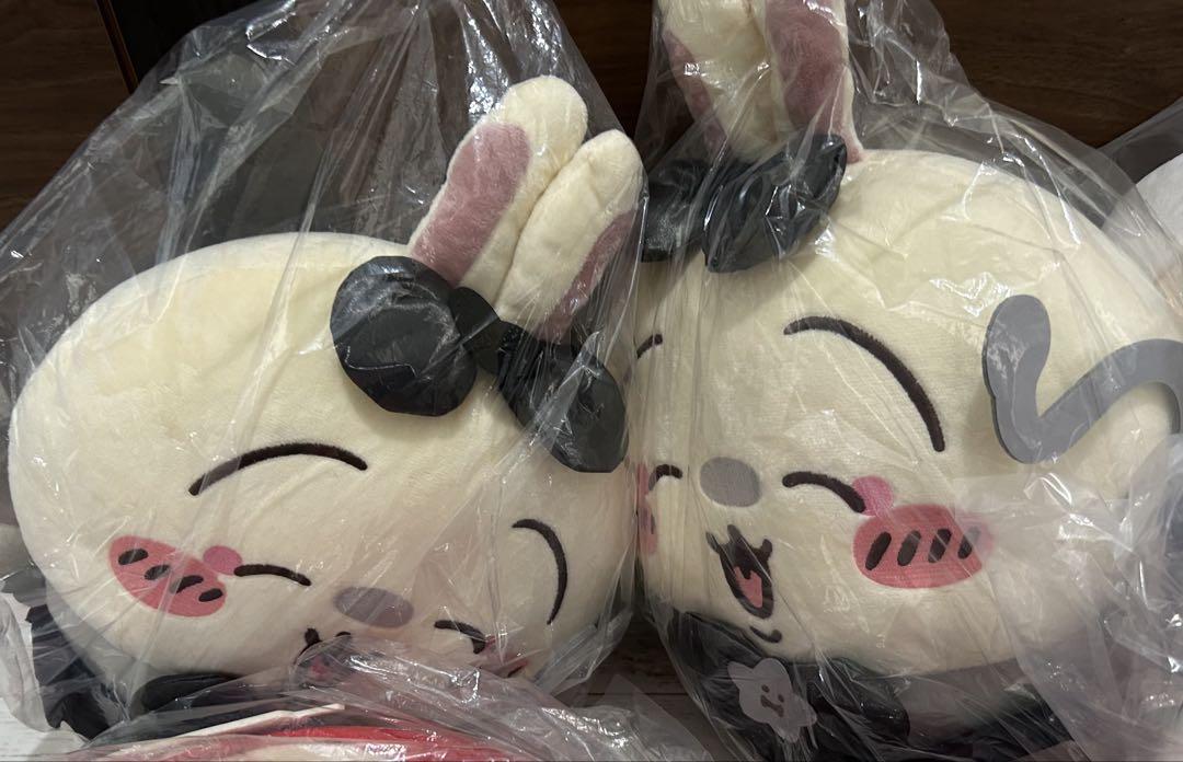 ちいかわ BIGぬいぐるみ　まとめ売り　8体セット　うさぎ ちいかわ BIGぬいぐるみ まとめ売り 8体セット うさぎ - メルカリ