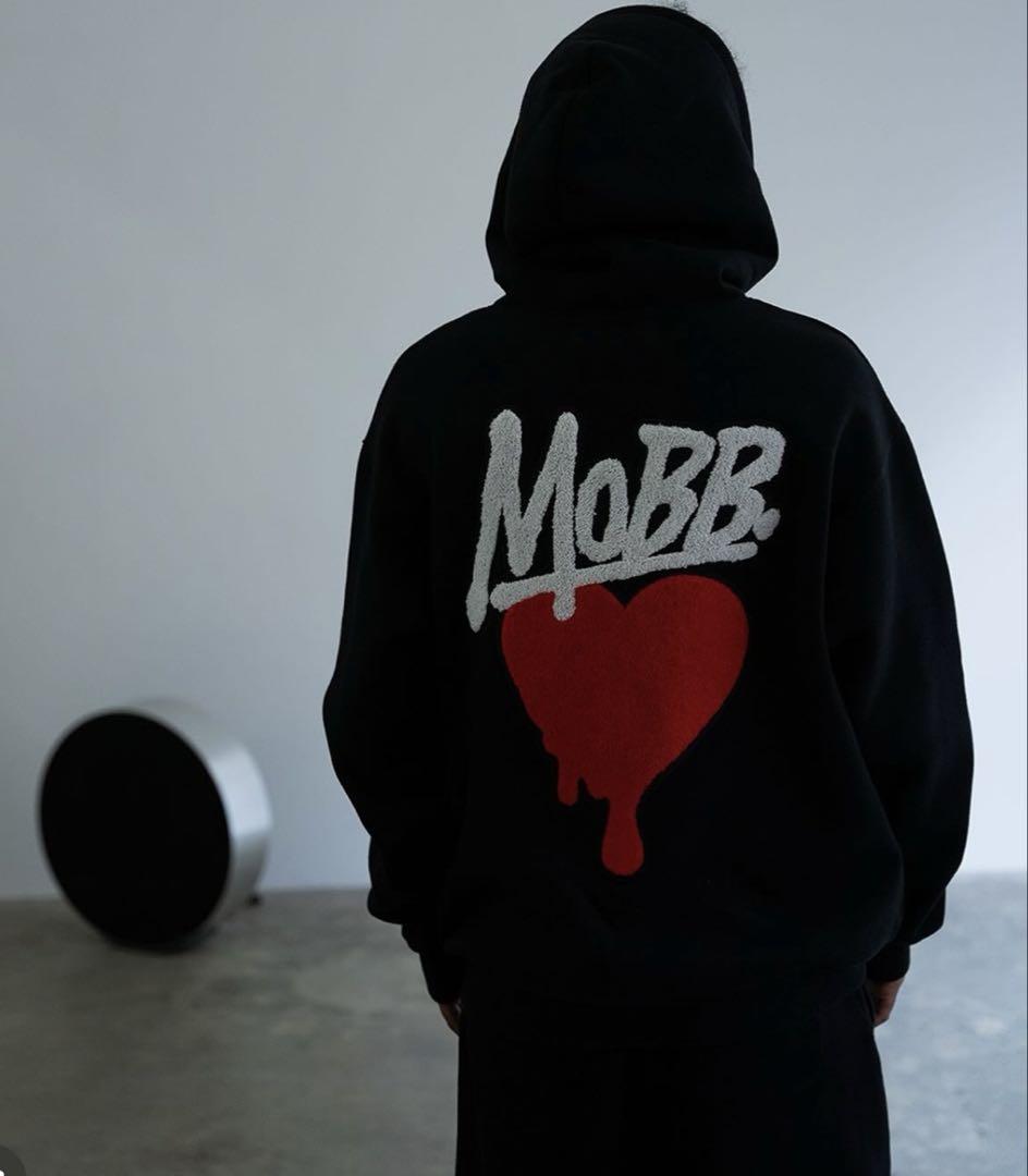 【10％OFF】 MOBB ブラック フード付きパーカー トップス