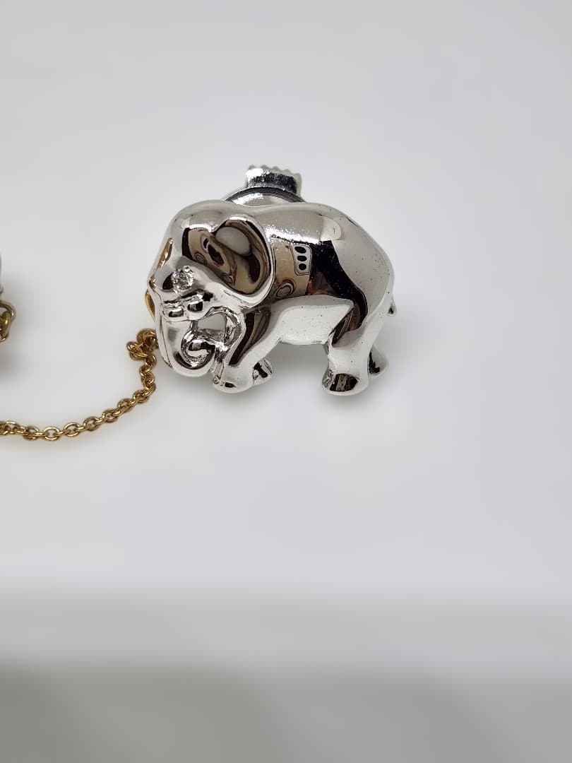 象のダイヤ付きブローチ K18 12g 象のダイヤ付きブローチ K18 12g