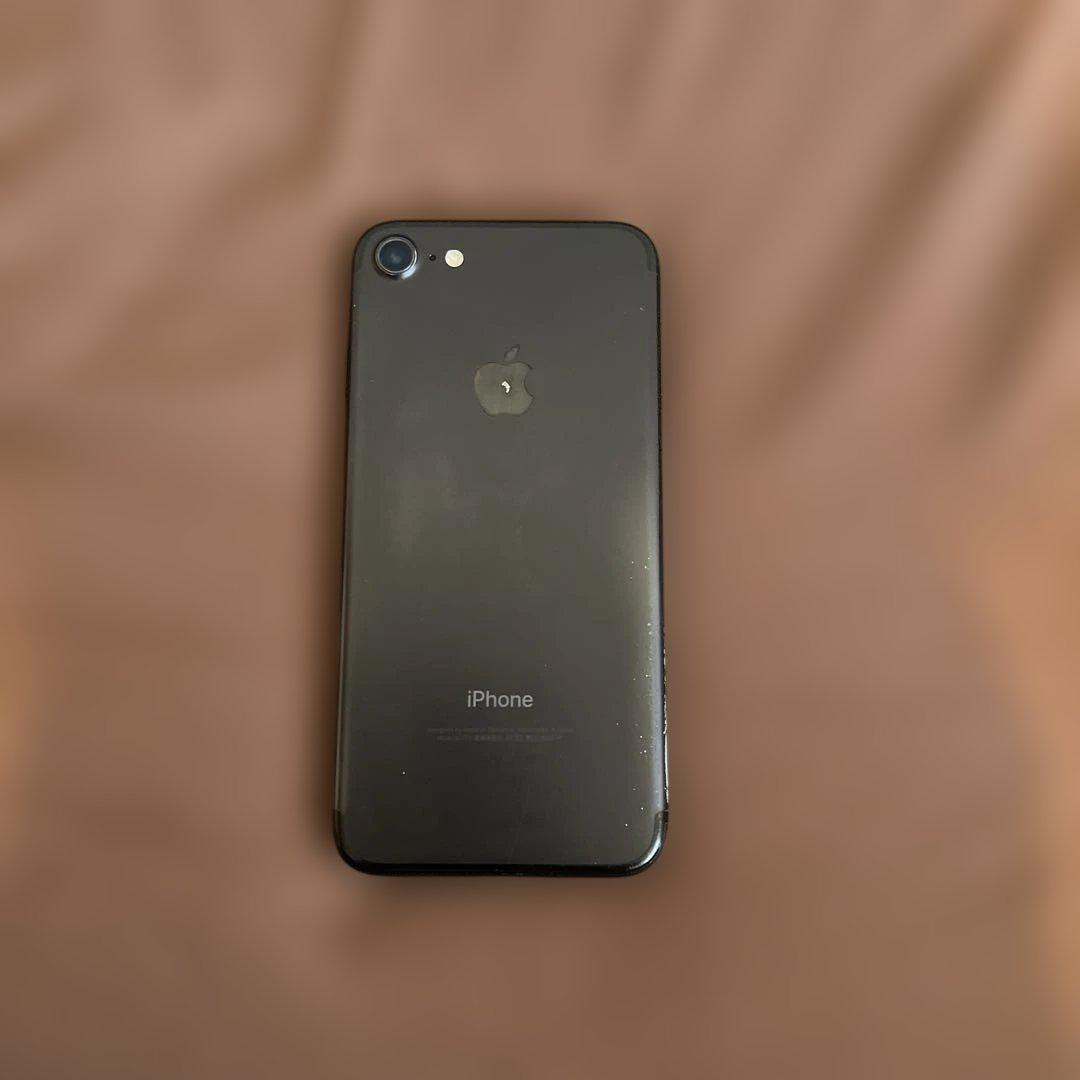 iPhone7 32GB ブラック バッテリー最大容量63%