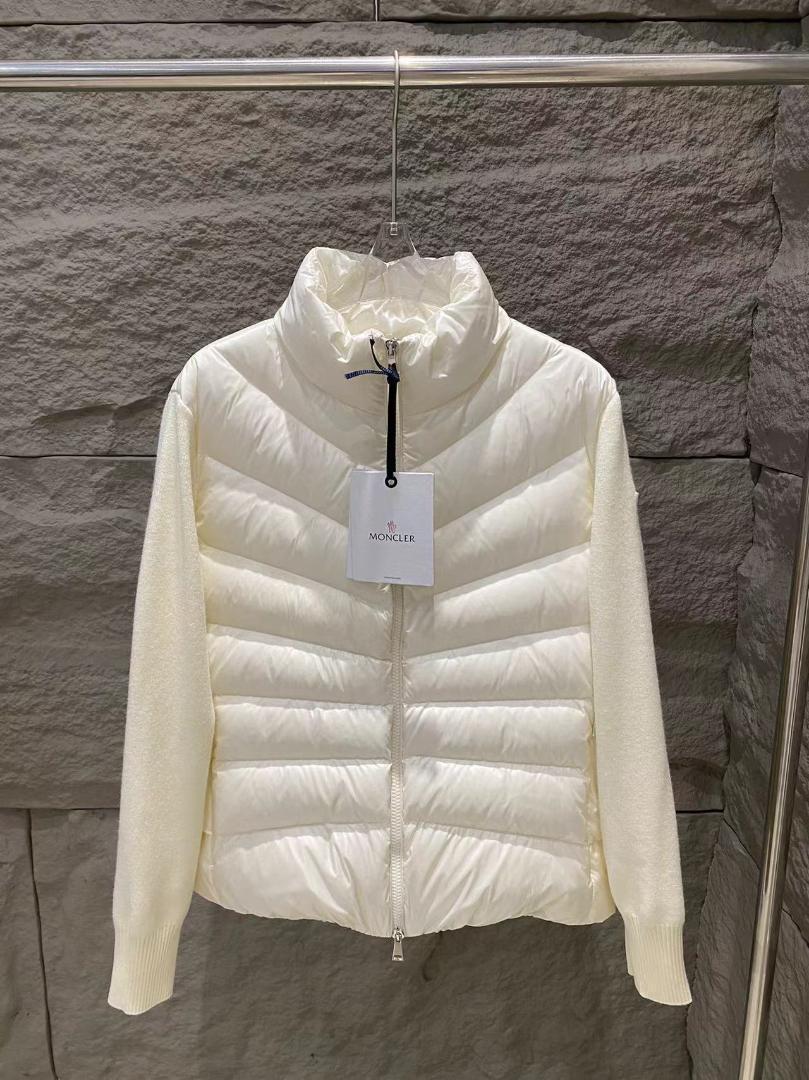 MONCLERモンクレール秋冬レディースのダウンジャケットですu