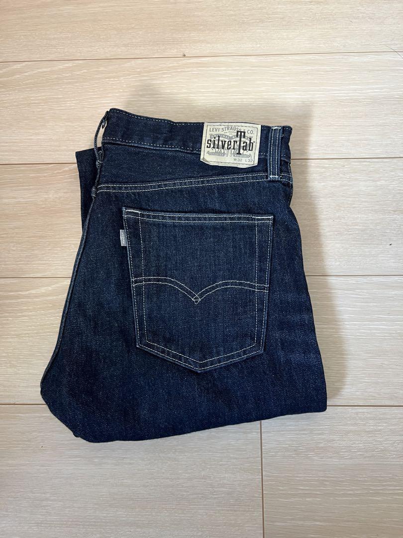 LEVI’S silverTab