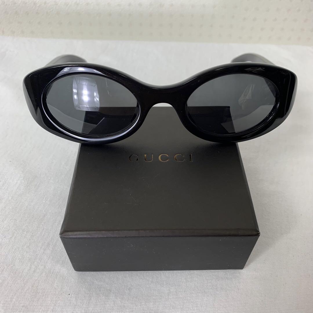 vintage　GUCCI　サングラス　ブラック　プレートロゴ　y2k tech