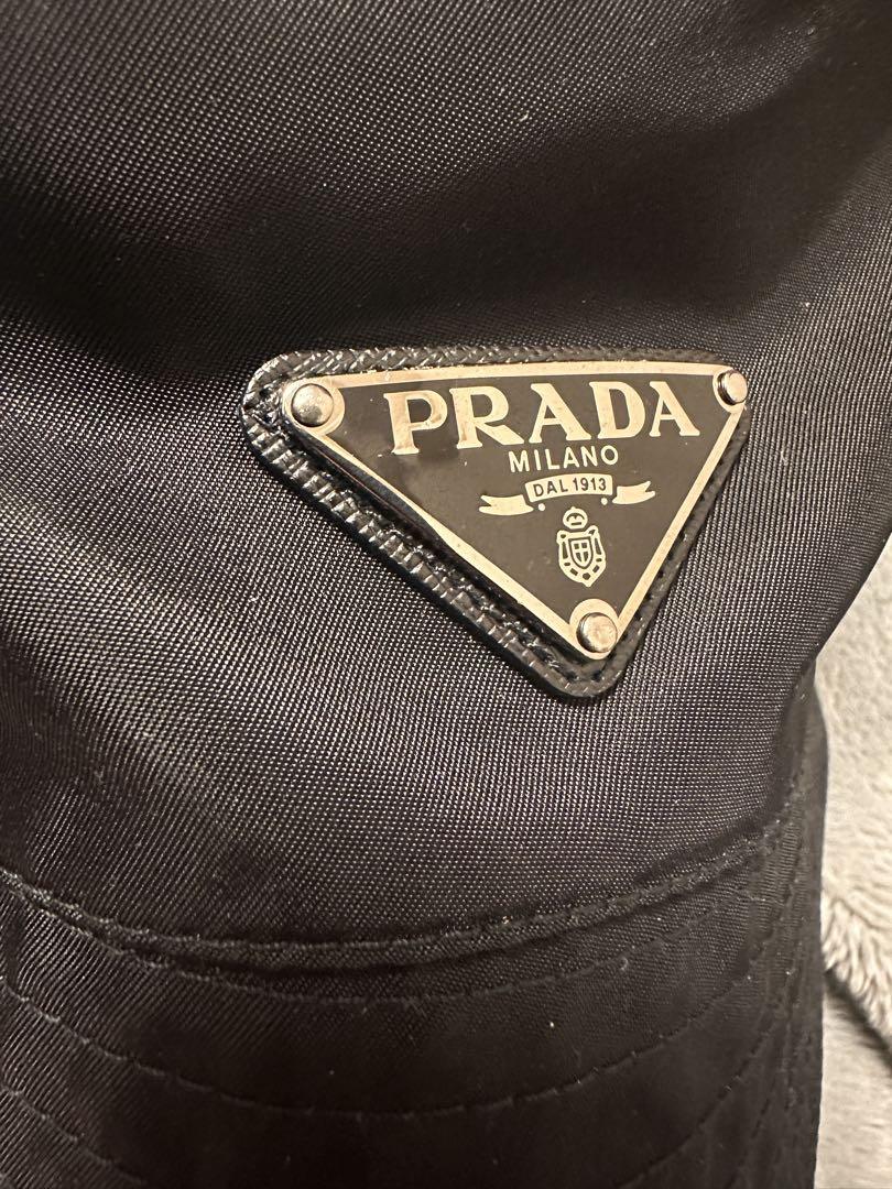 PRADA バケットハット Re-Nylon