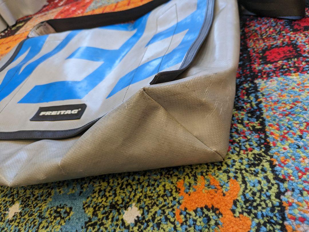 フライターグ　FREITAG　TOPCAT　メッセンジャーバック　スイス 最終価格 FREITAG TOPCAT フライターグ メッセンジャーバッグ バッグ