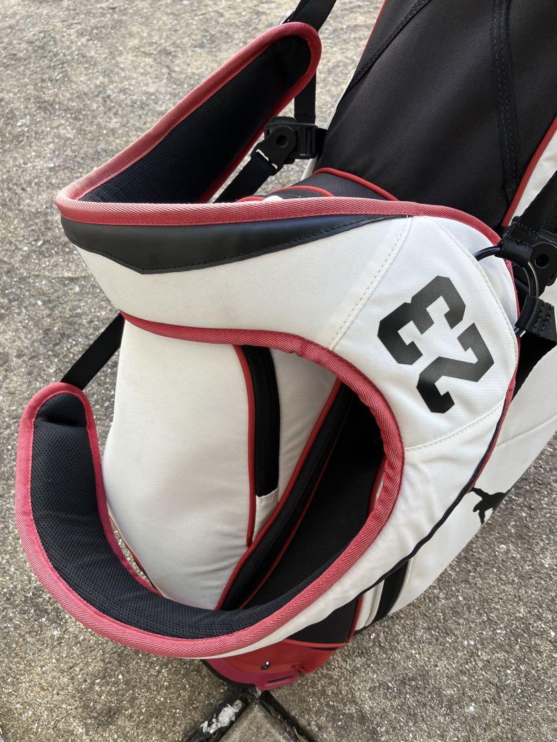 キャディバッグ ジョーダン　完売品　中古 8c7bf7d56702ed41e2e6dd4b924213