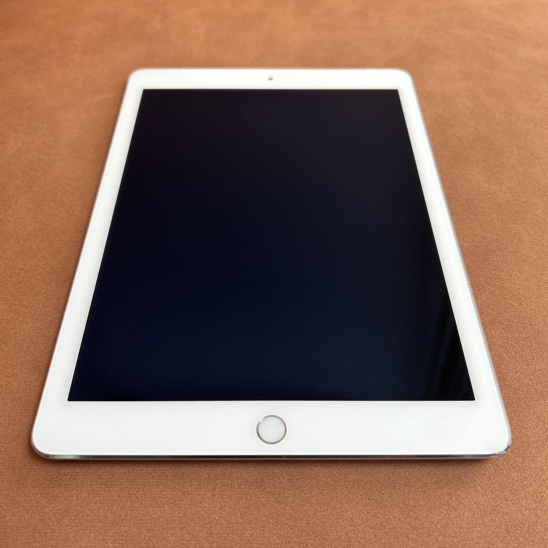 7837 電池最良好 iPad Air2 第2世代 16GB au