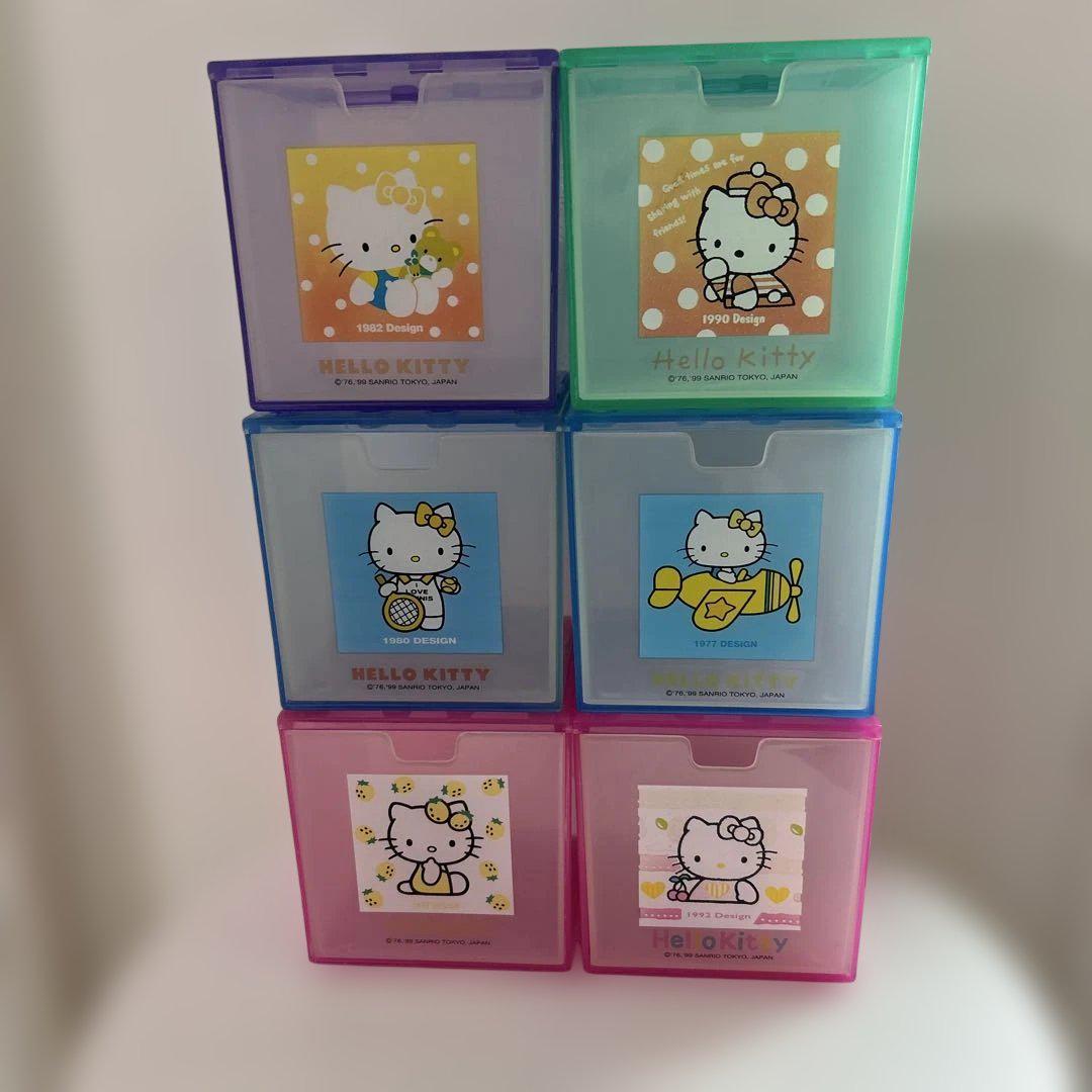 ハローキティ25周年小物入れ