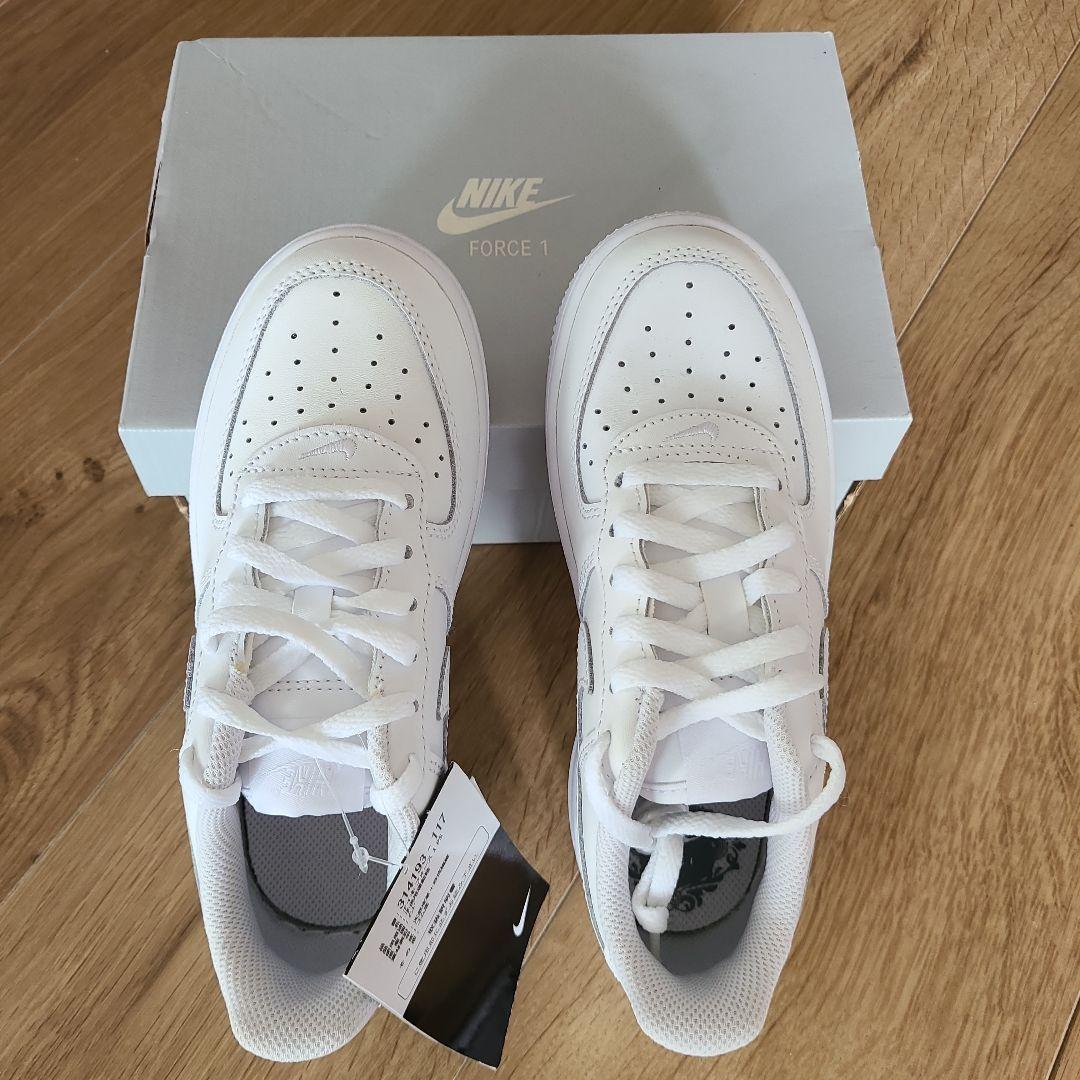 Nike フォース1　PS 新品　19cm