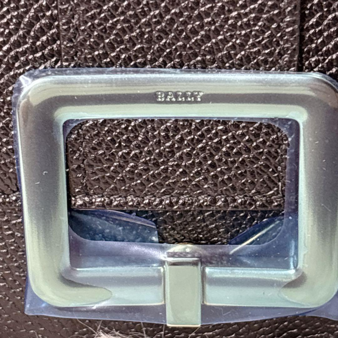 新品　BALLY カードケース　名刺入れ　ゴールド金具　チェーンストラップ