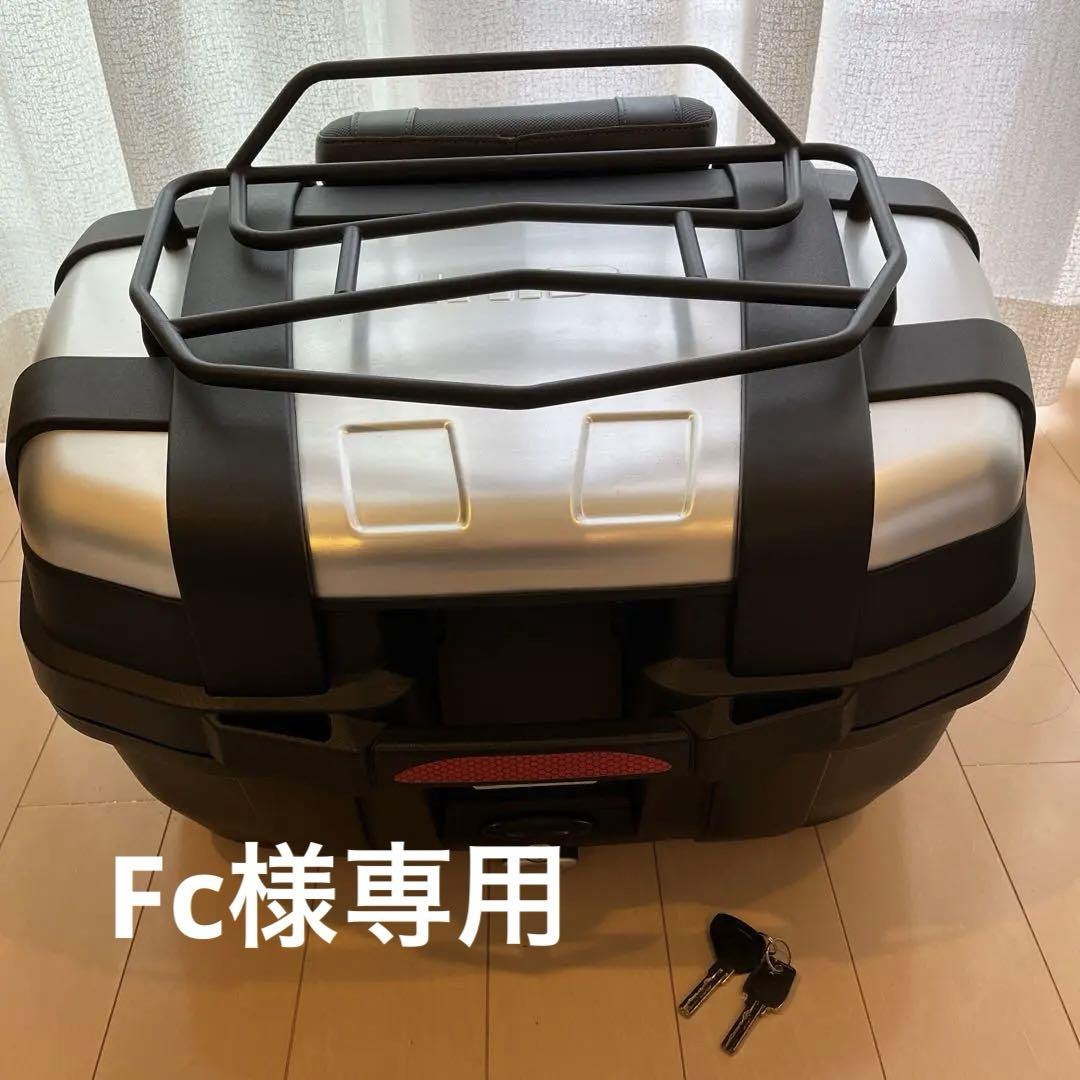 【専用商品】GIVIリアボックス TRK52N シルバー＋オプション付き