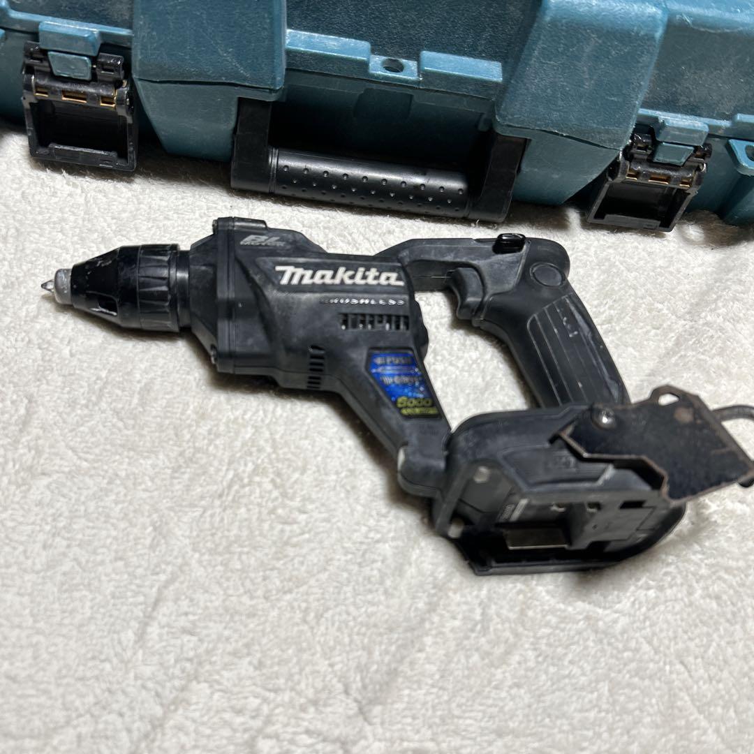 18V