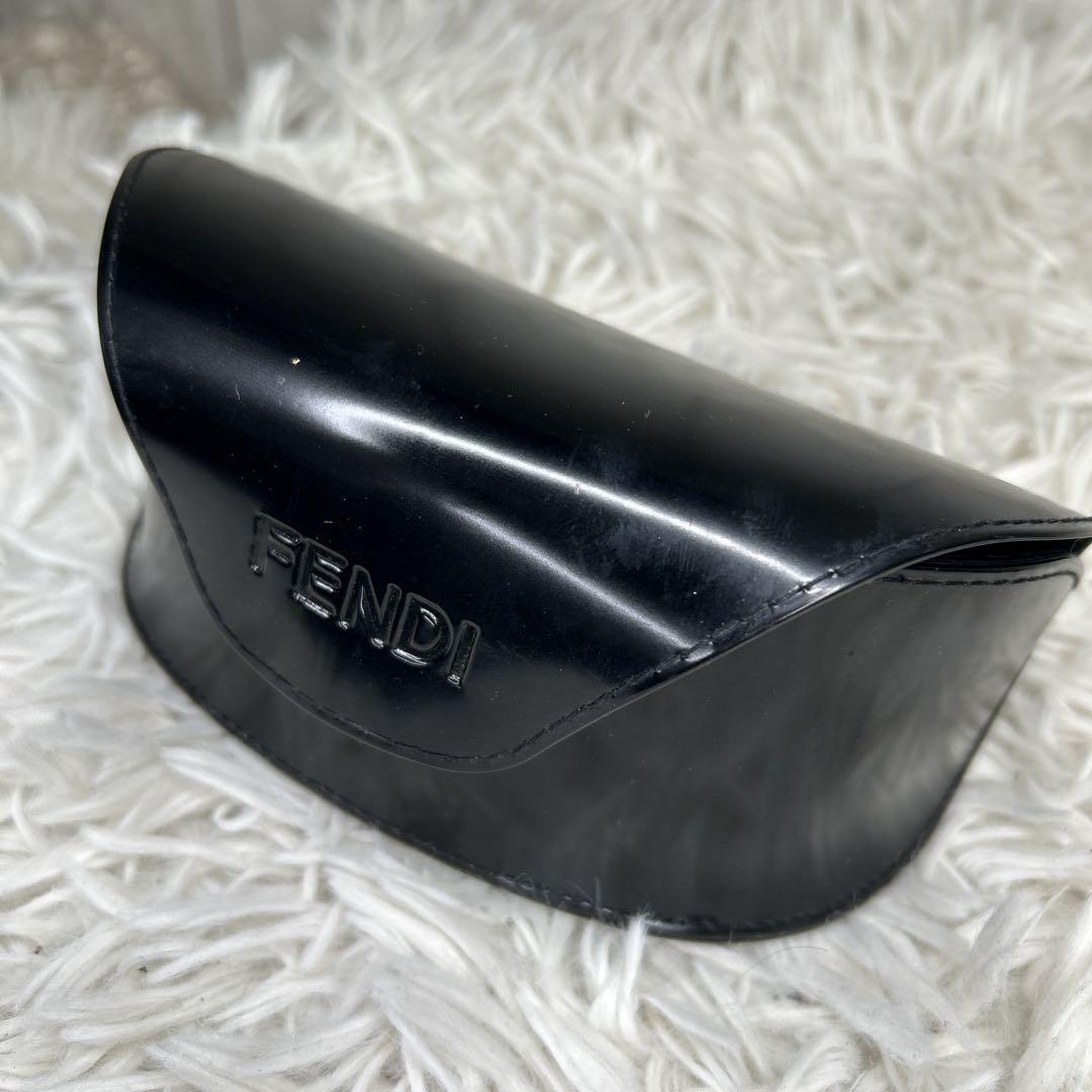 FENDI サングラス　ケース付き　FF ロゴ　ブラウン　メガネ