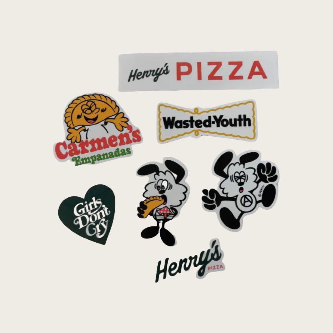 新品未使用girls don't cry henry's piza ステッカー - メルカリ