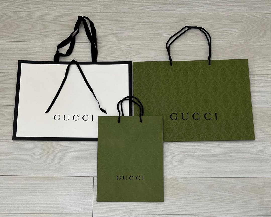 GUCCI CHANEL 等 ブランドショッパー まとめ売り 約80枚 シャネル「CHANEL」ショッパー メッセージカード付き (4767