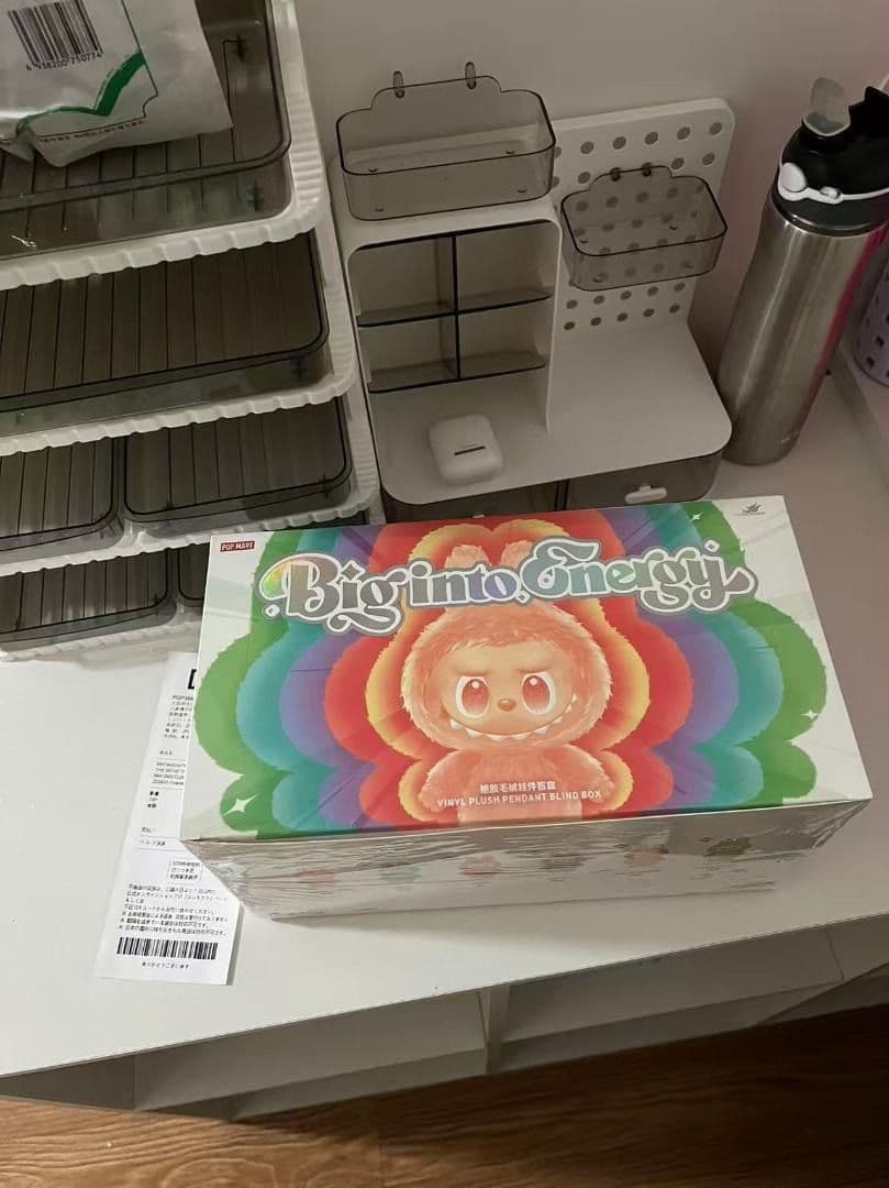 ラブブ Labubu Big into Energy アソートボックス　未開封
