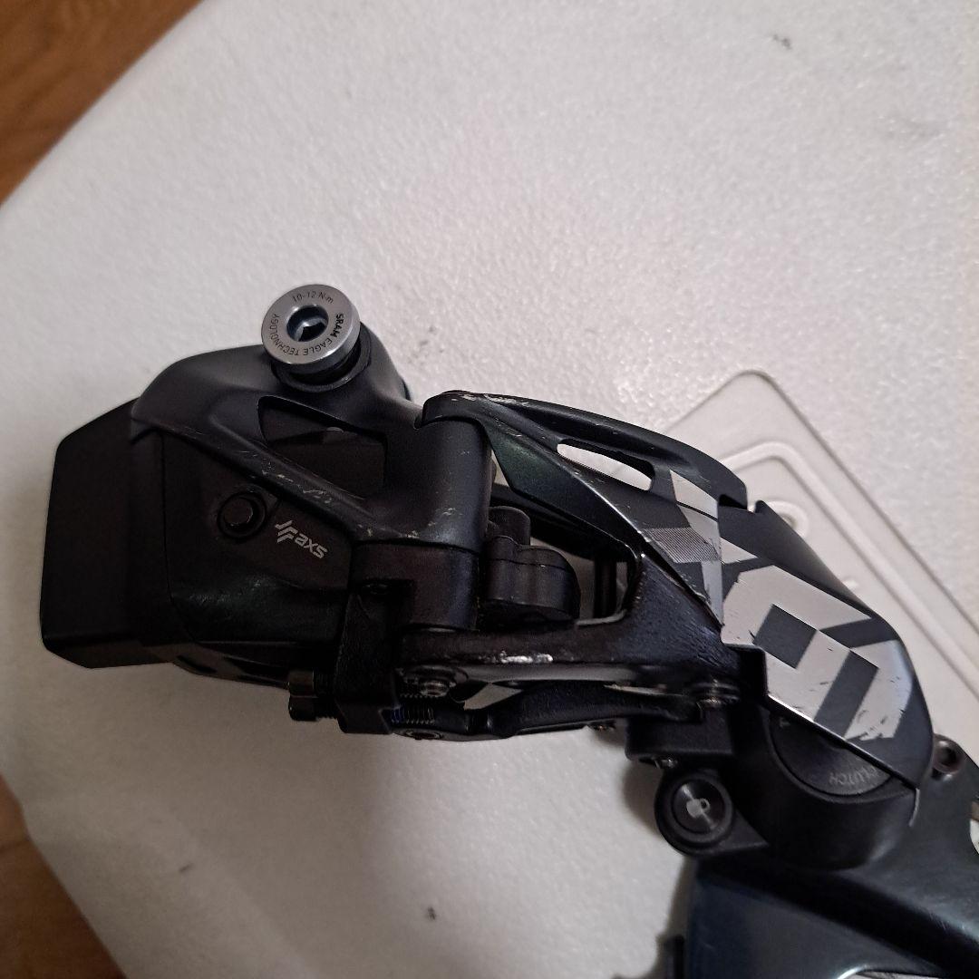 SRAM Eagle axs X01リアディレーラー バッテリー充電器