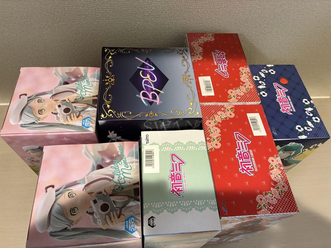 初音ミク　フィギュア　まとめ売り　７個セット