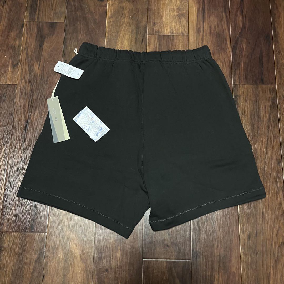 FOG Essentials 1977 ショートパンツ　ハーフパンツ　ロゴ