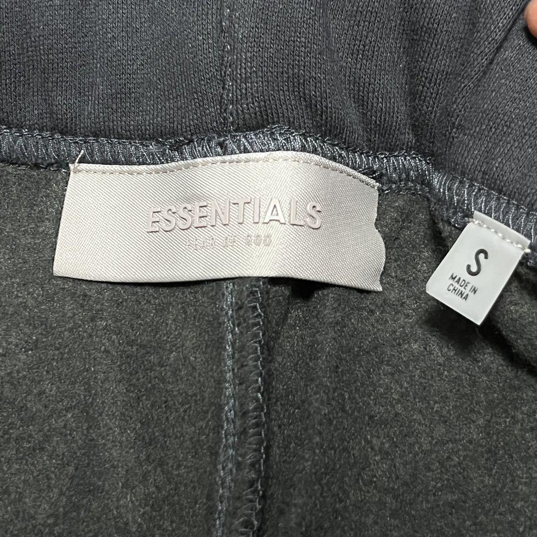 FOG Essentials 1977 ショートパンツ　ハーフパンツ　ロゴ