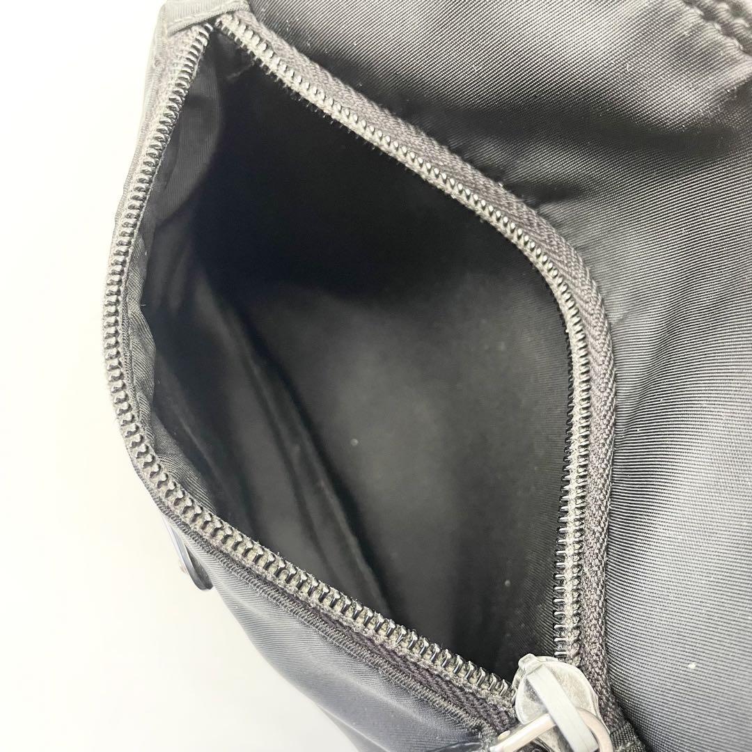 極美品✨プラダ ショルダーバッグ ナイロン レザー 三角ロゴ
