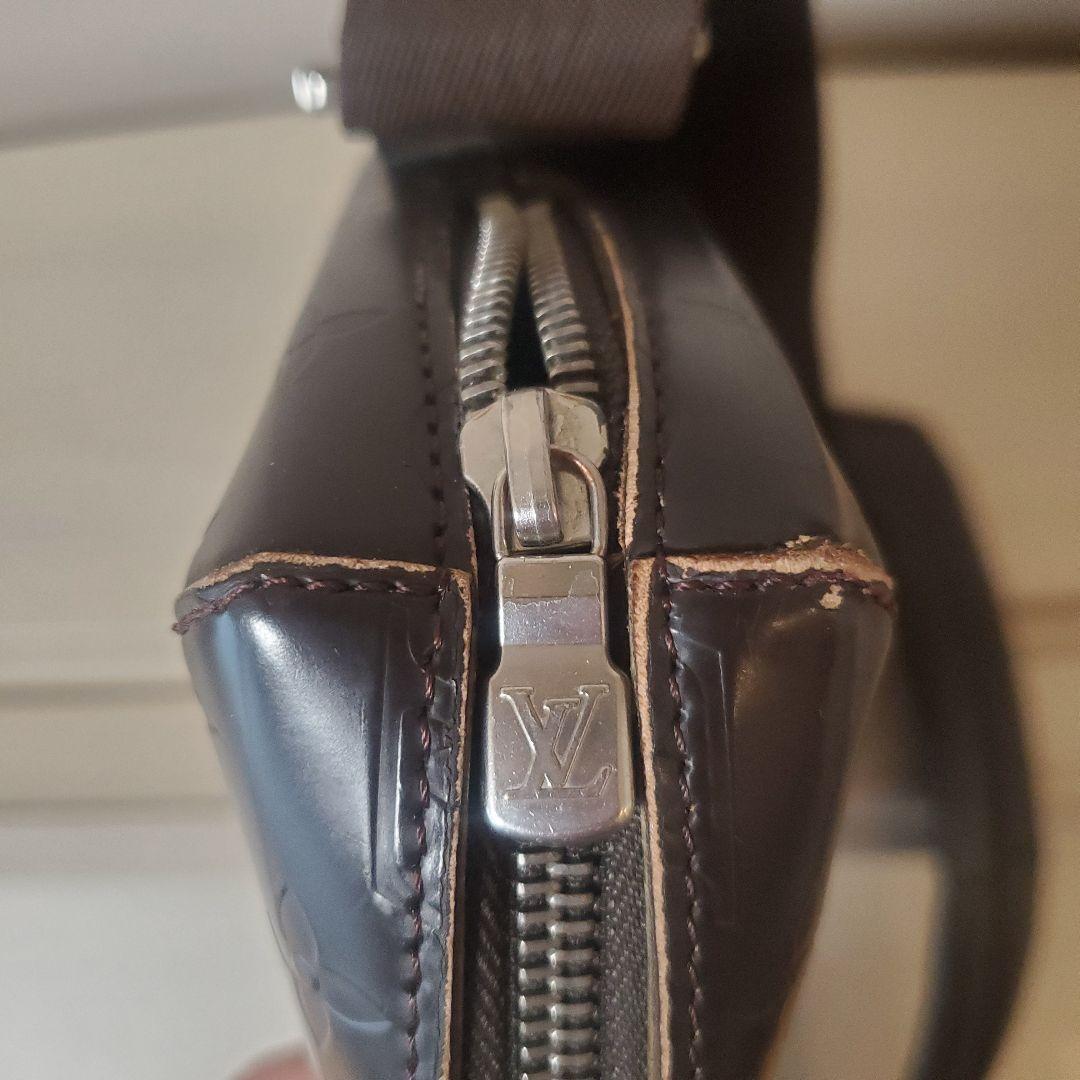 Louis Vuitton ショルダーバッグ ユニセックス
