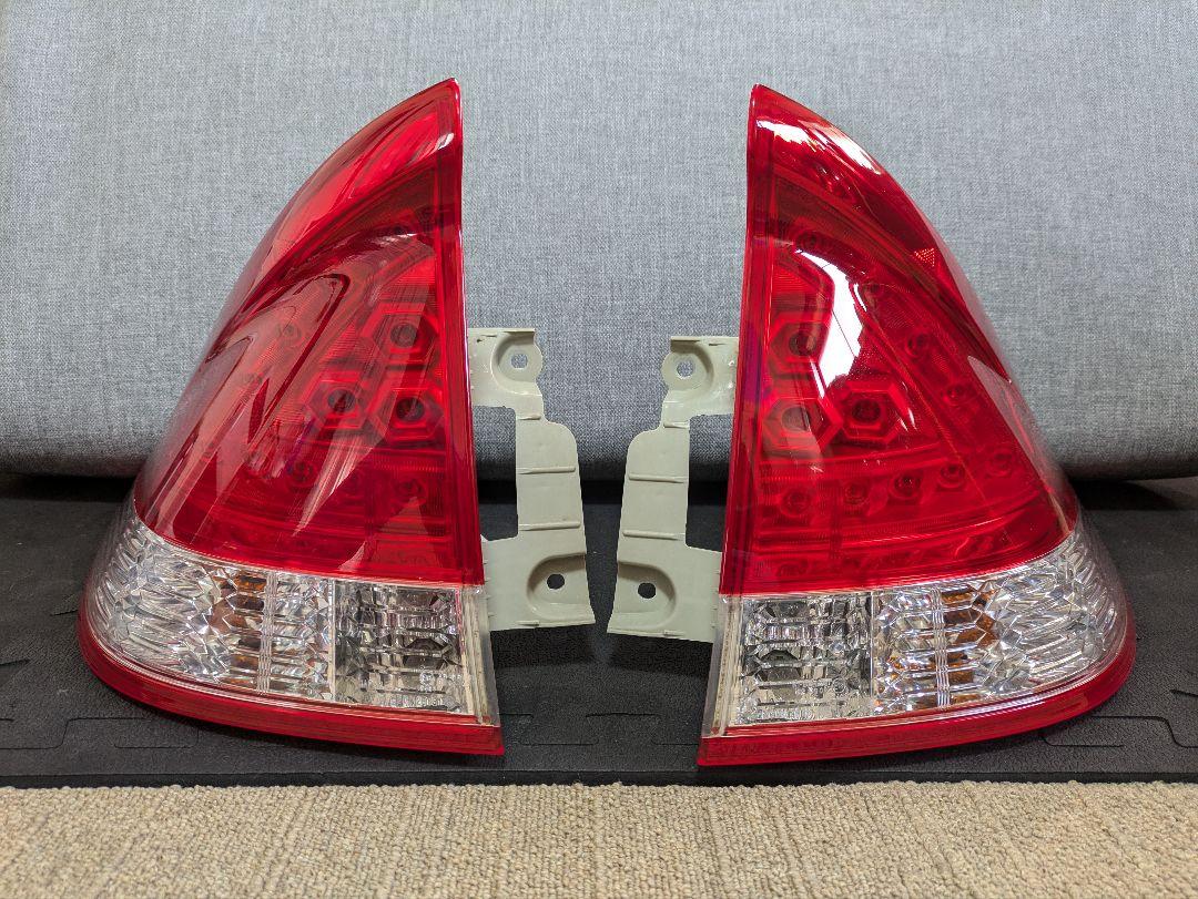 ZE2 インサイト　ホンダ純正LEDテール　左右　中古送料込み