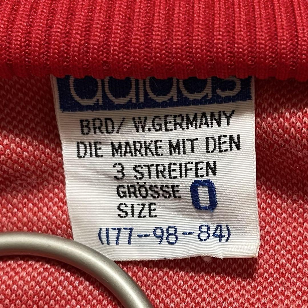 XL adidas
