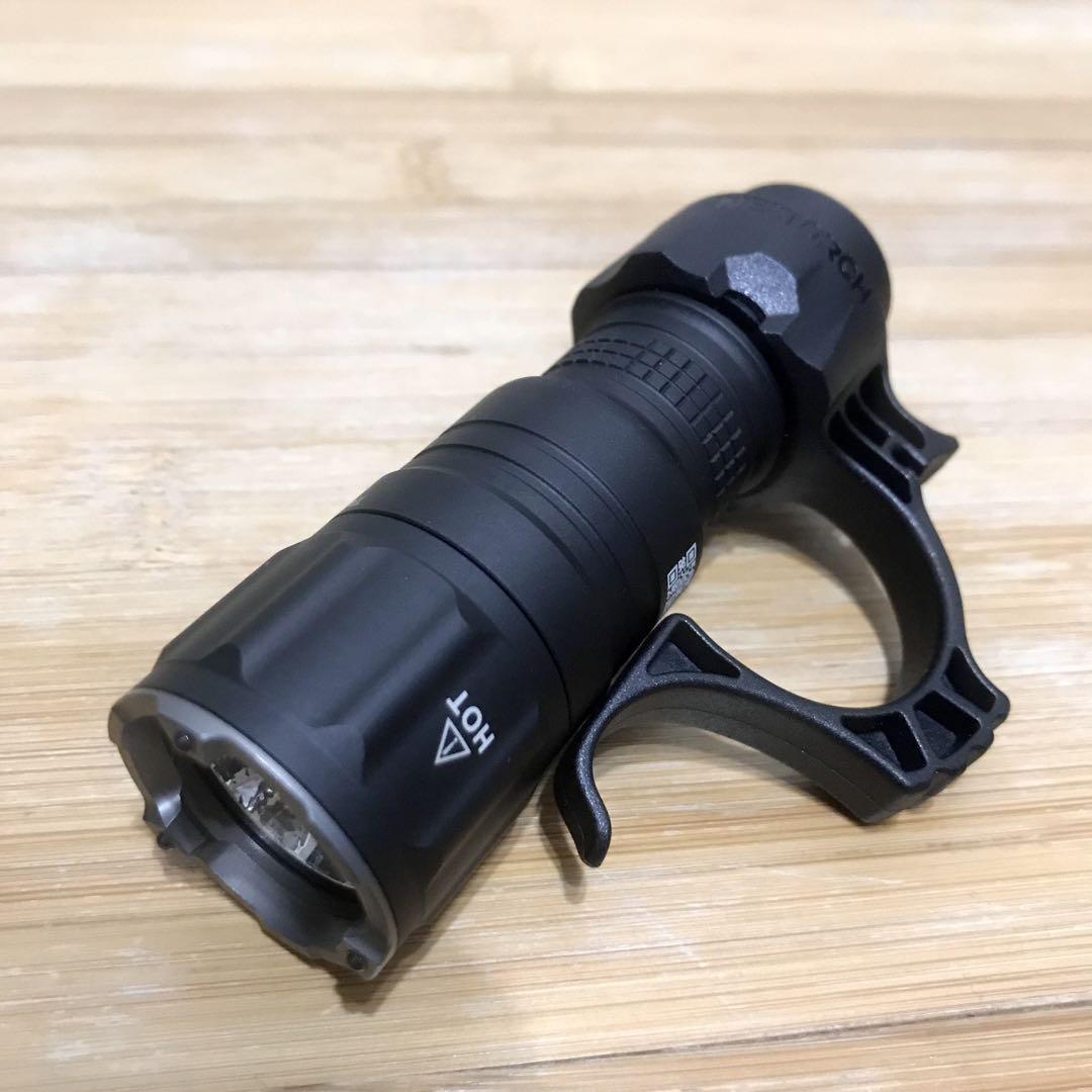 LED懐中電灯　NEXTORCH TA20