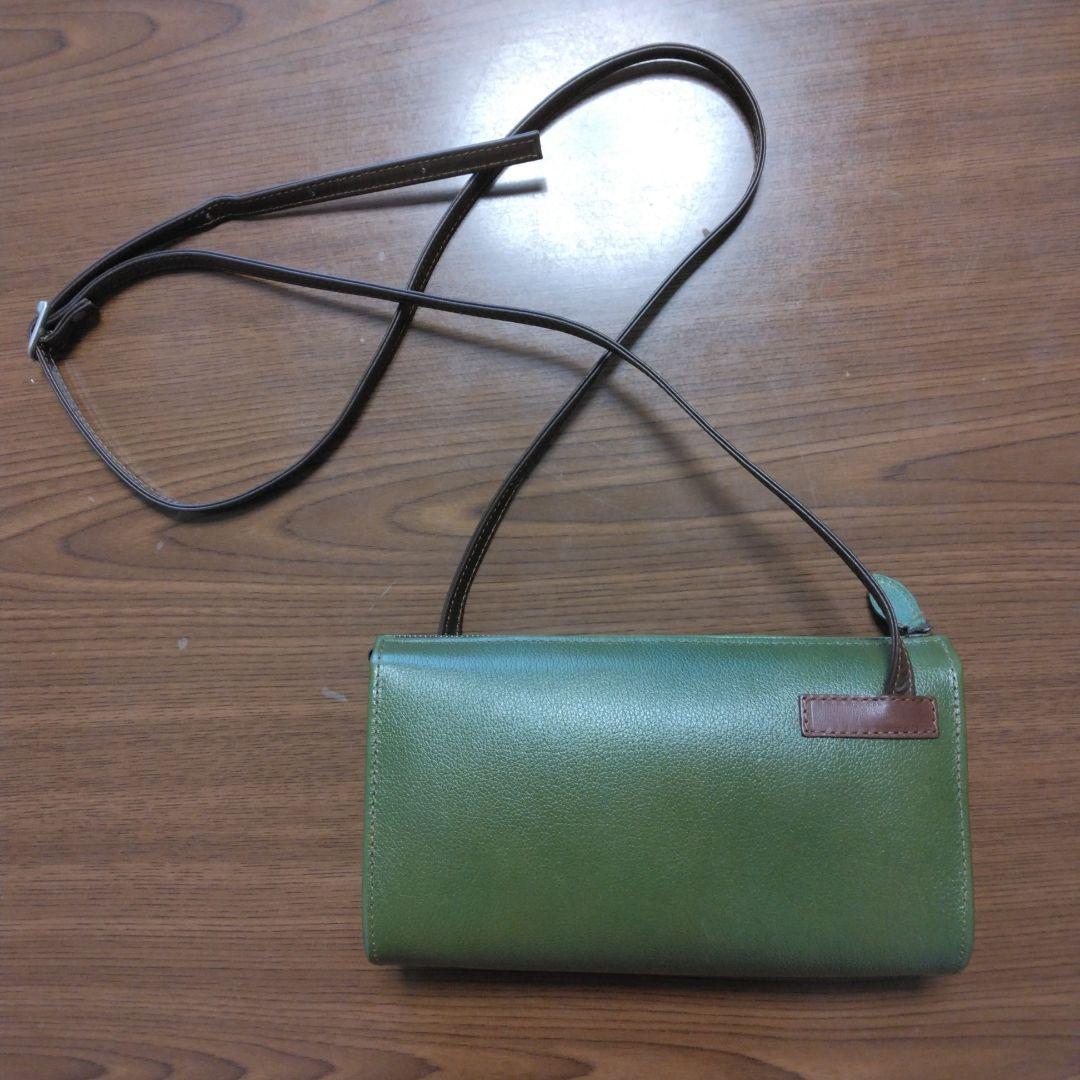 わちふぃーるど　オリーブグリーン レザーポシェット