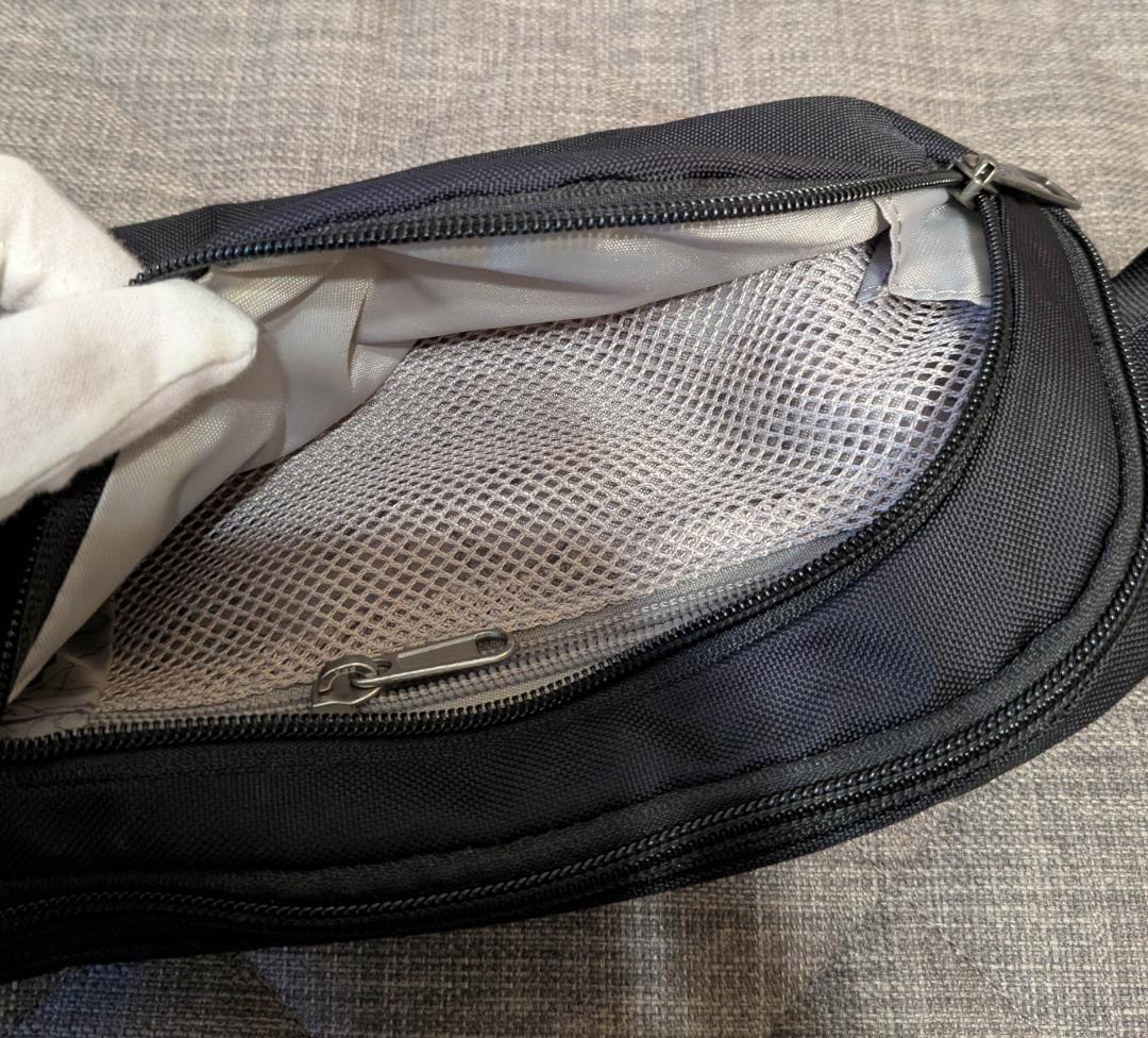 pacsafe Vibe 150 セキュアスリングバッグ 盗難防止アイディア品