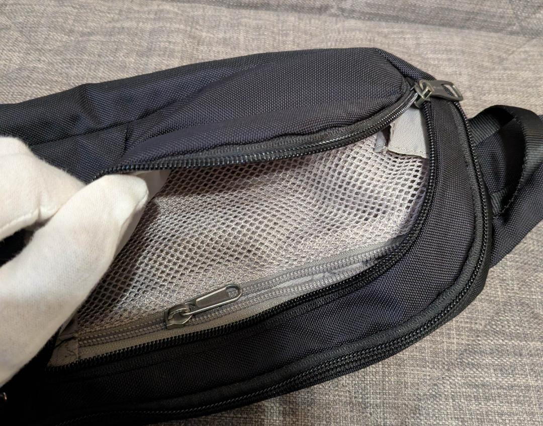 pacsafe Vibe 150 セキュアスリングバッグ 盗難防止アイディア品