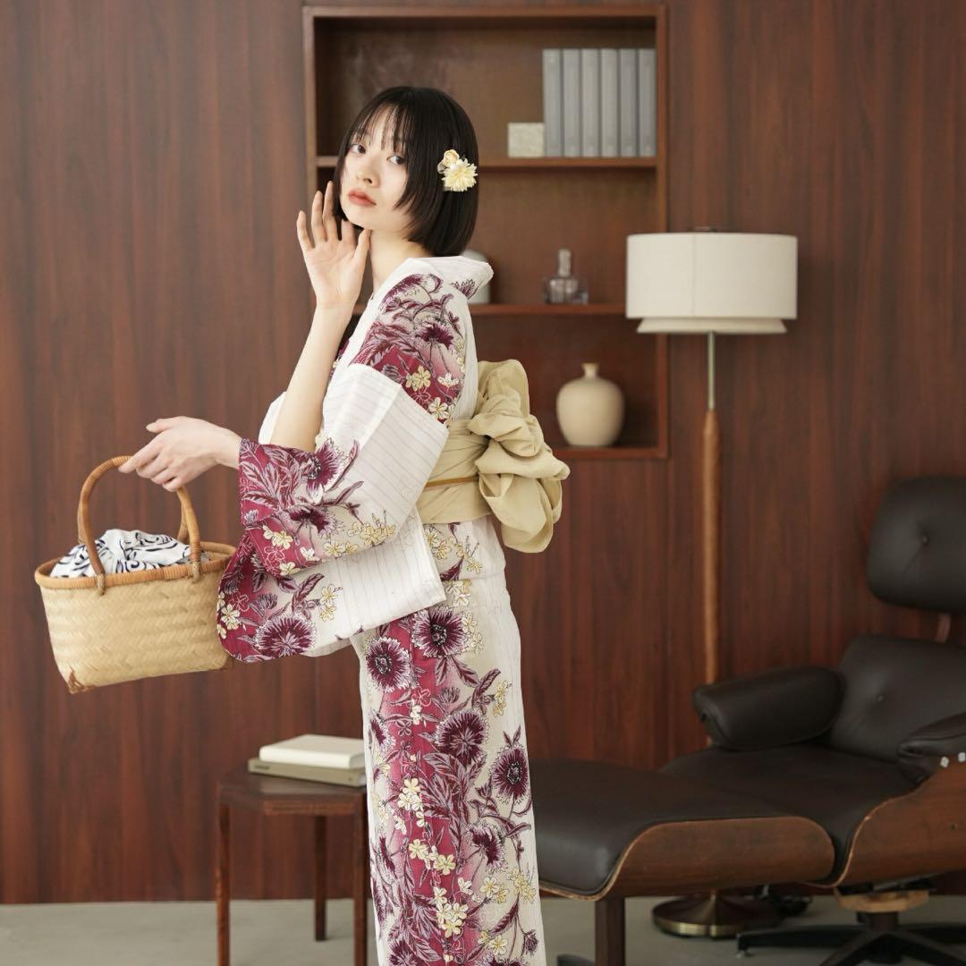 新品未使用　utatane 浴衣3点セット えんじのひらひら花染分け