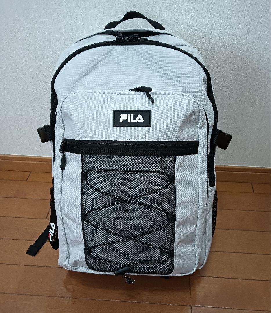 新品　FILA フィラ リュック ディパック　大容量