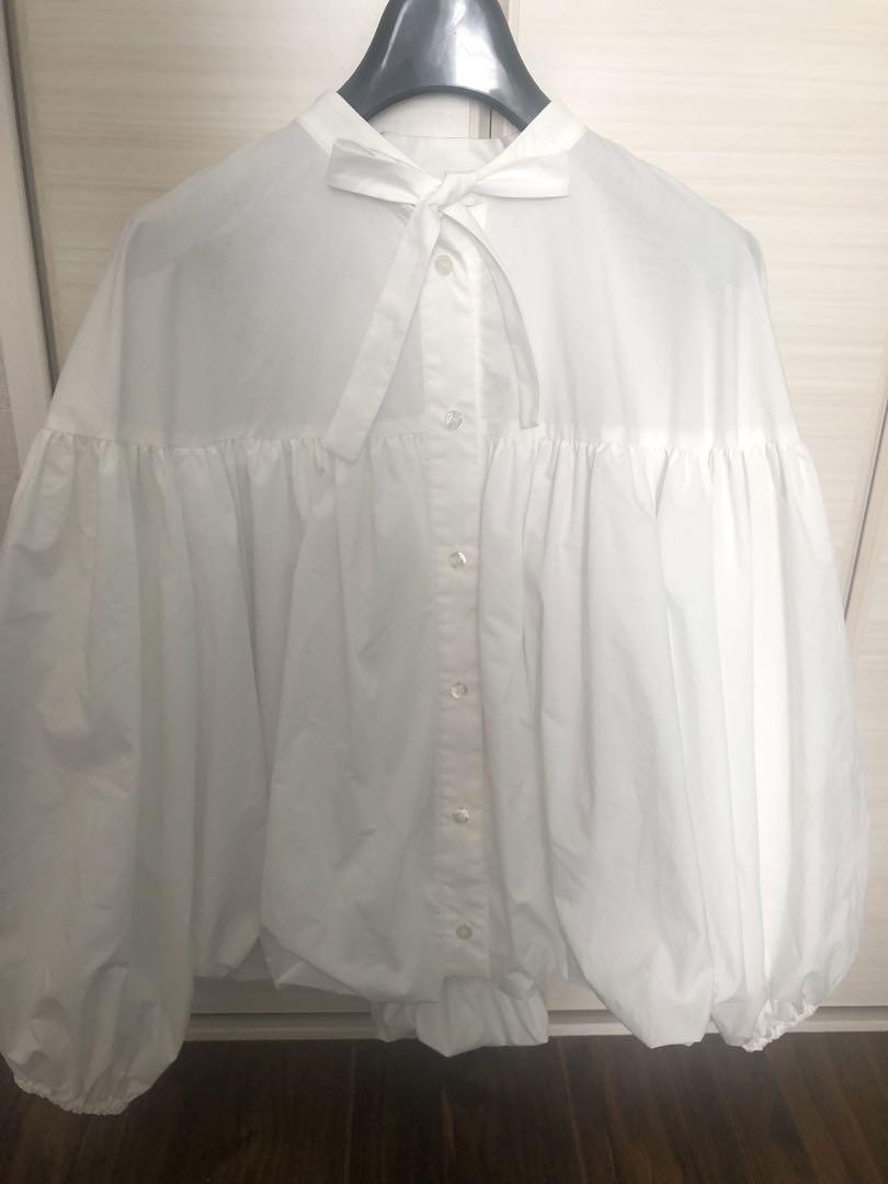 美品　yori バルーンリボンブラウス　フリーサイズ　ホワイト