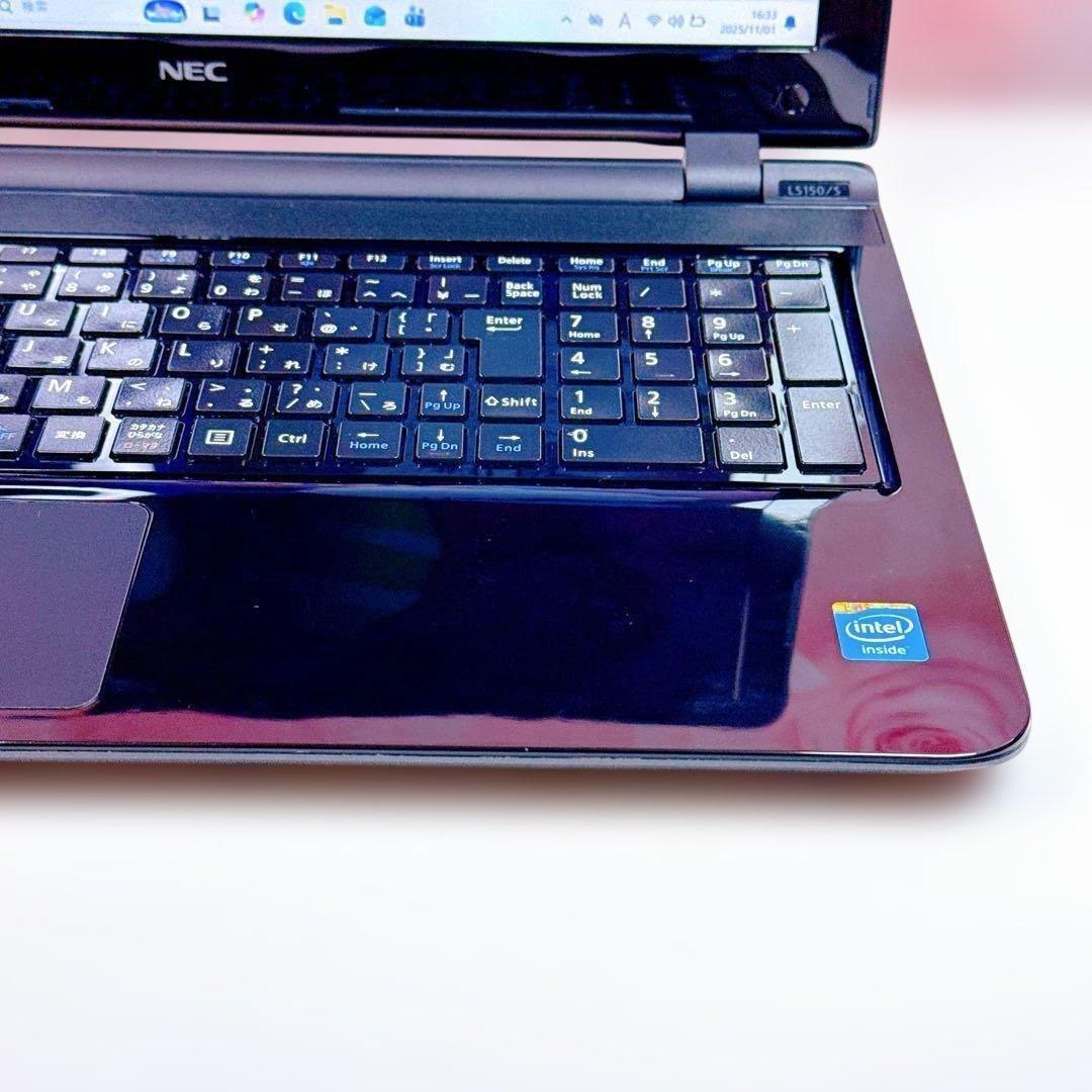 美品✨新品SSDで爆速✨ windows11 ノートパソコン✨オフィス カメラ 美品✨新品SSDで爆速✨ windows11 ノートパソコン✨オフィス カメラ