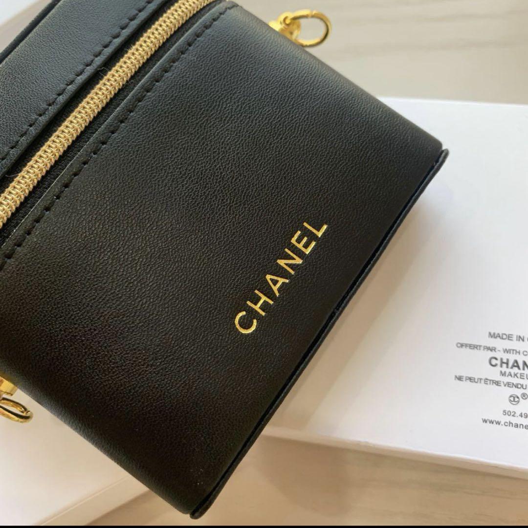 CHANEL ノベルティ リップケース 1点のみ - メルカリ