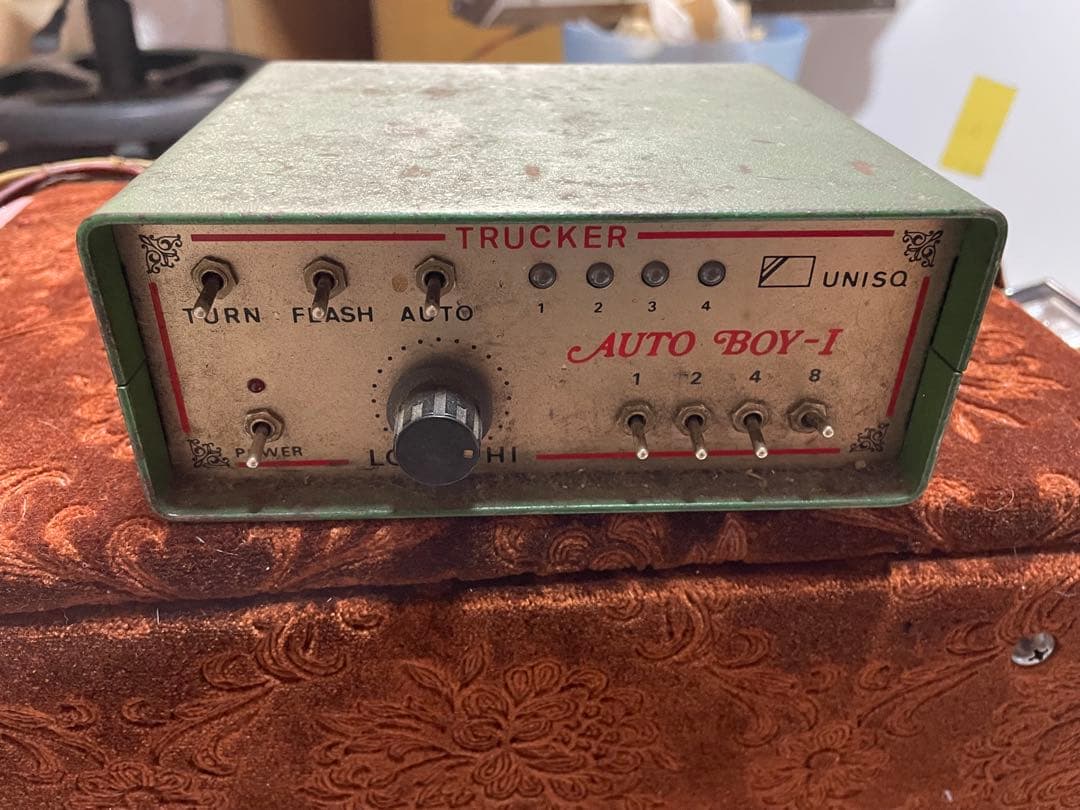 UNISQ AUTO BOY-I ターンフラッシュオート