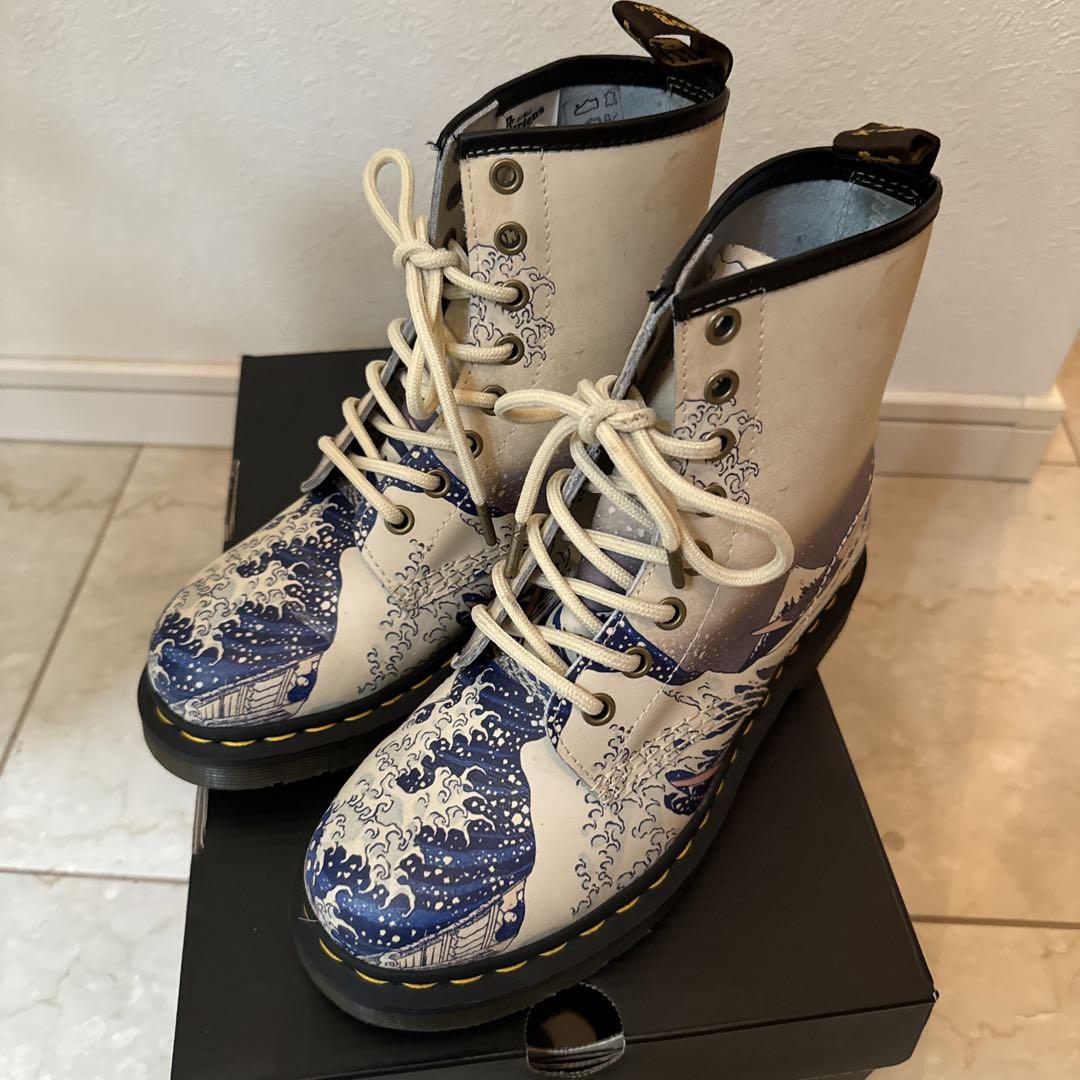 ドクターマーチン⭐︎葛飾北斎⭐︎THE MET⭐︎UK3