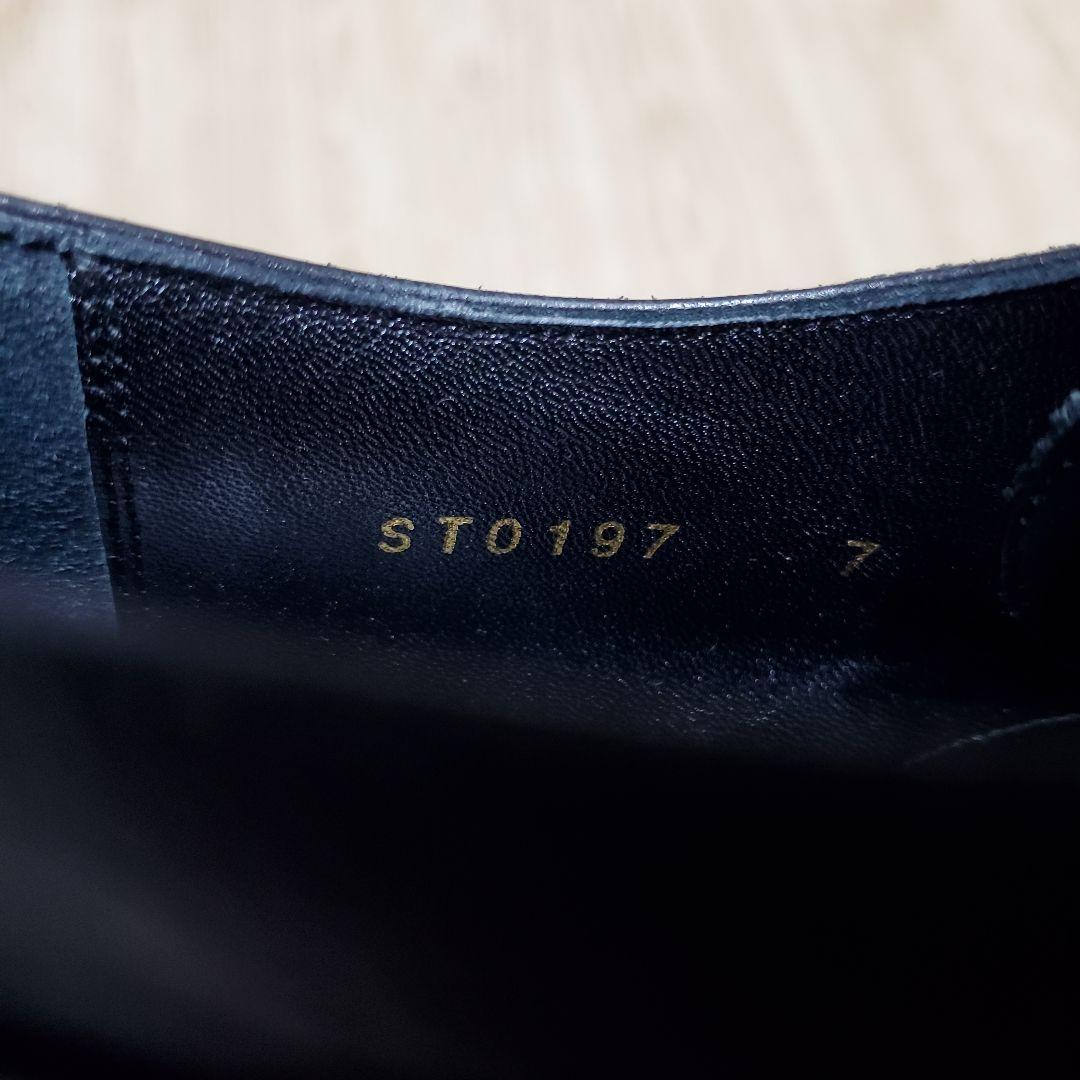 【正規品】LOUIS VUITTON 革靴
サイズ7