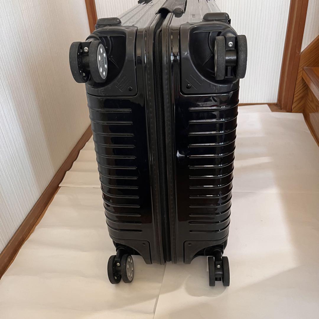 本物正規品 リモワ サルサ デラックス ブラック104L 4輪